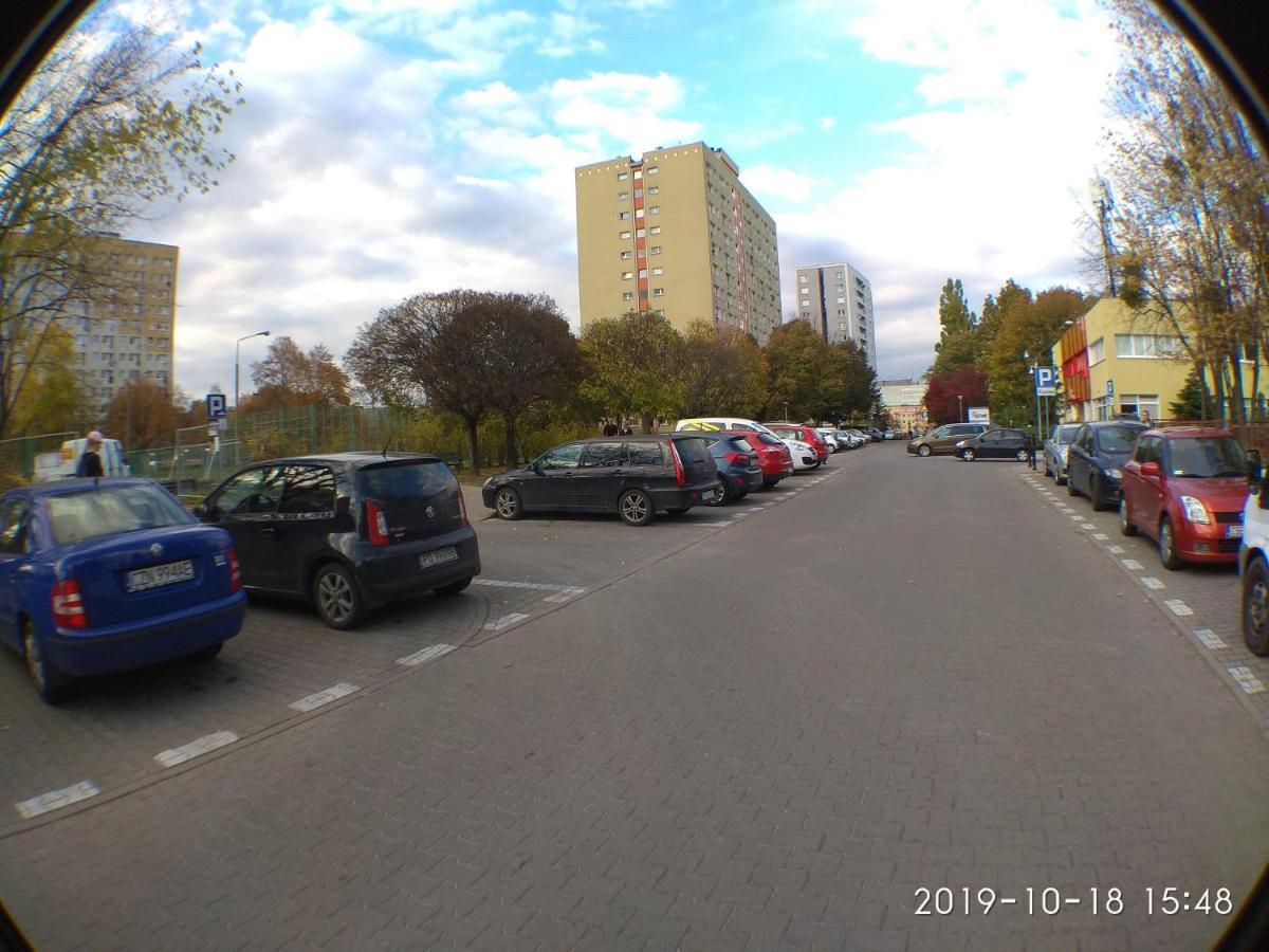 2120 Przyjazni 4 - Tanie Pokoje - Samodzielne Zameldowanie - Self Check In Poznań Eksteriør bilde