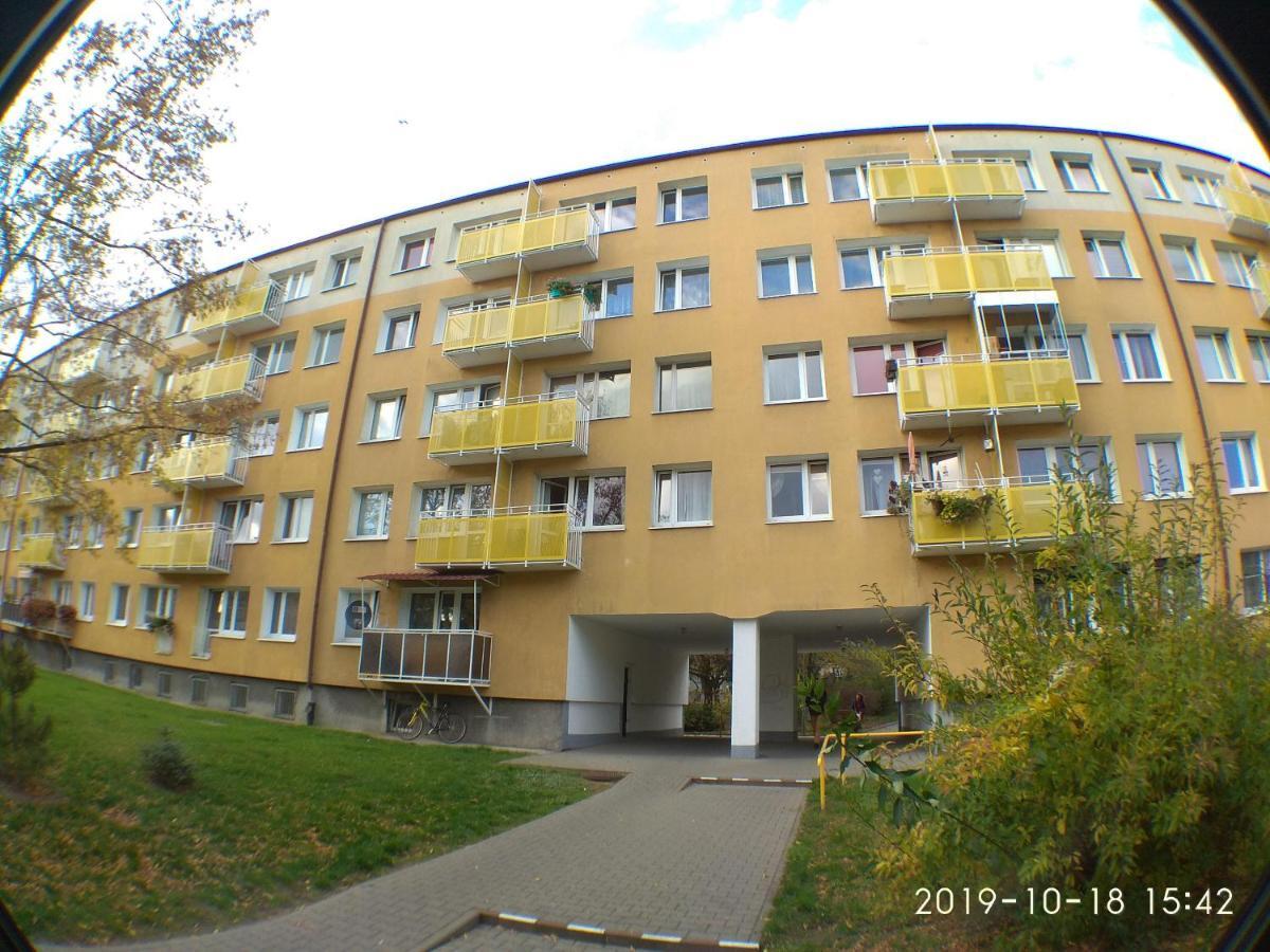 2120 Przyjazni 4 - Tanie Pokoje - Samodzielne Zameldowanie - Self Check In Poznań Eksteriør bilde