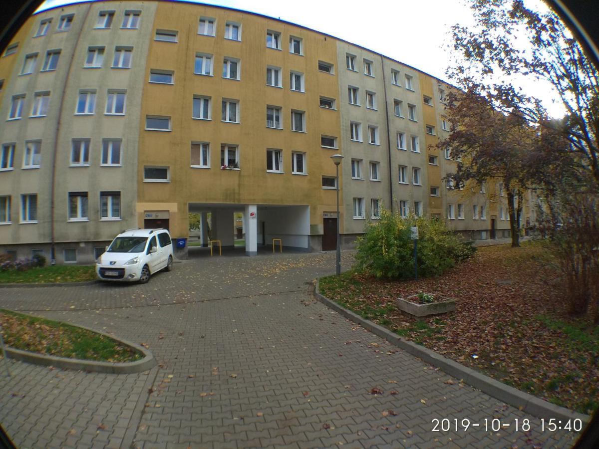 2120 Przyjazni 4 - Tanie Pokoje - Samodzielne Zameldowanie - Self Check In Poznań Eksteriør bilde