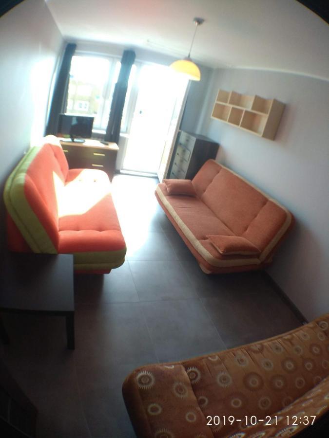 2120 Przyjazni 4 - Tanie Pokoje - Samodzielne Zameldowanie - Self Check In Poznań Eksteriør bilde